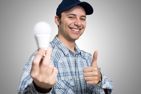 Why Myrtle Beach Electrician Pros Recommends CFL Lighting