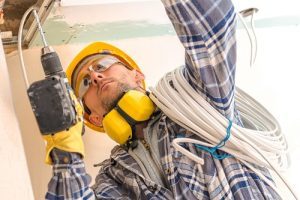 What to Expect From a Commercial Electrician